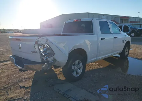 2023 Ram 1500 Classic Slt 4X4 6'4 Box z USA, uszkodzony, nr VIN 1C6RR7TT1PS565228